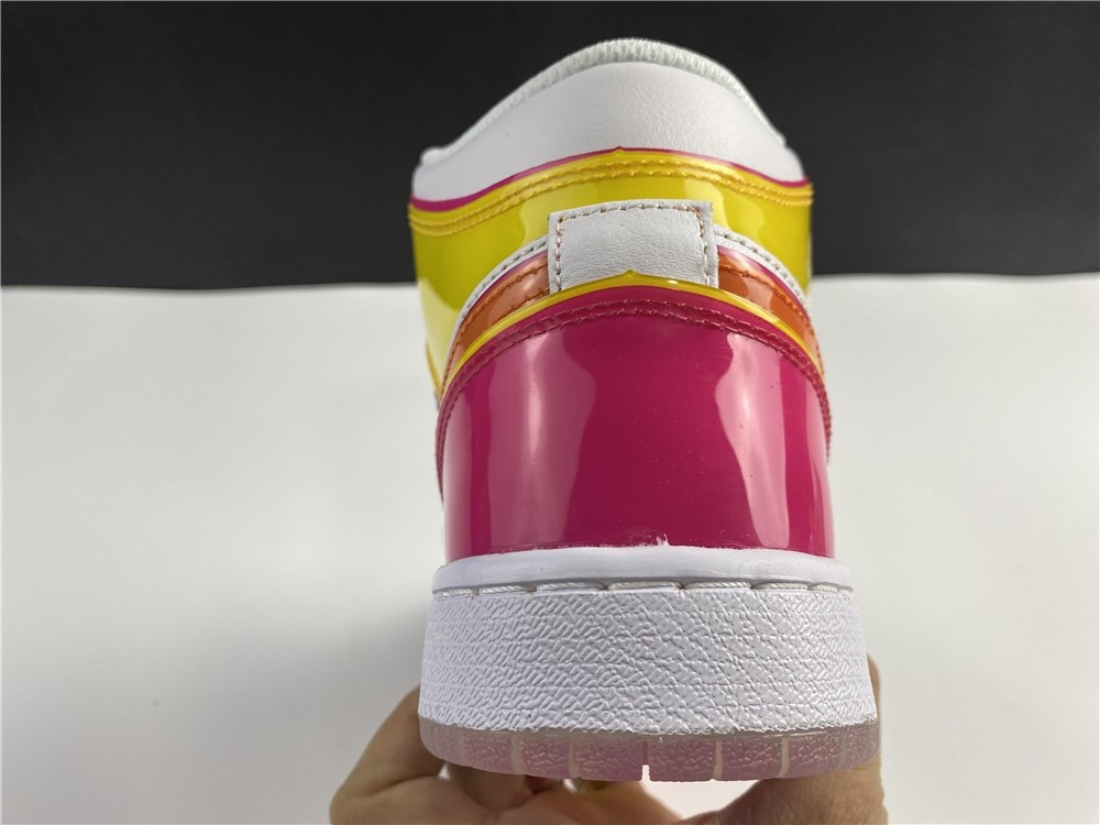 Nike Air Jordan 1 Mid CV4611-100