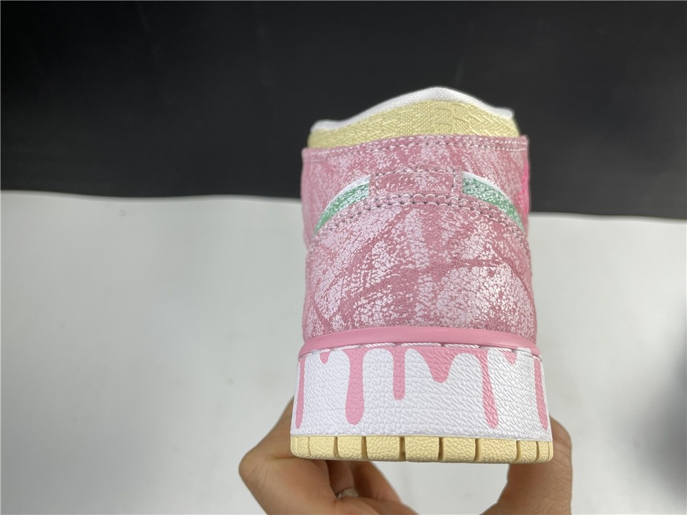 Air Jordan 1 Mid Paint Drip (GS) DD1666-100