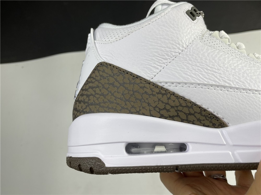 Air Jordan 3 ‘Mocha’ is Returning Summer 2018 136064-122