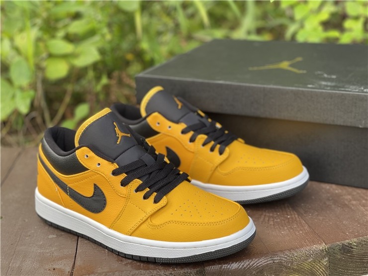 Air Jordan 1 Low