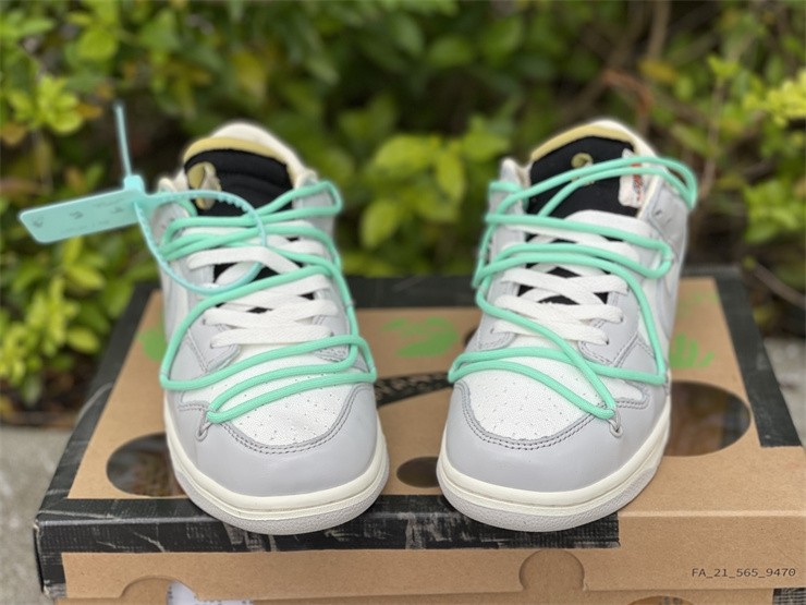 Off-White x Nike Dunk Low DM1602-114