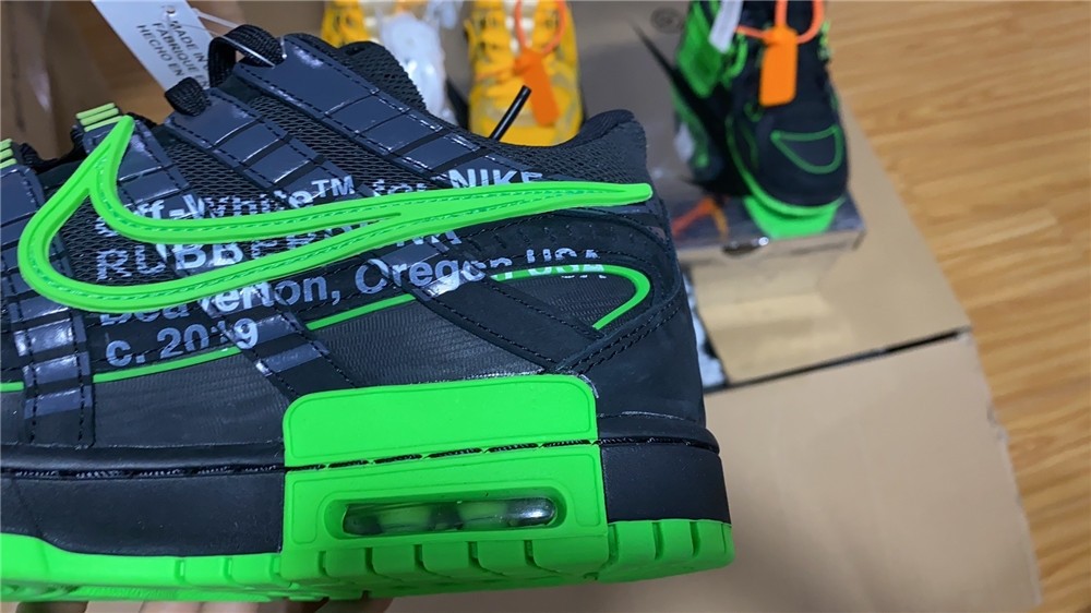 OFF-WHITE x Nike Air Rubber Dunk “Green Strike” CU6015-001