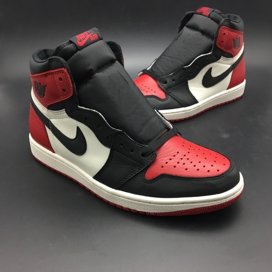 Air Jordan 1 Retro High OG Bred Toe 555088-610