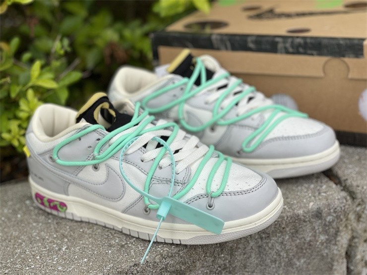 Off-White x Nike Dunk Low DM1602-114