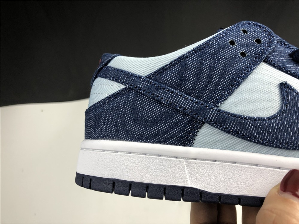 Nike SB ZOOM Dunk Low PRO 854866-444