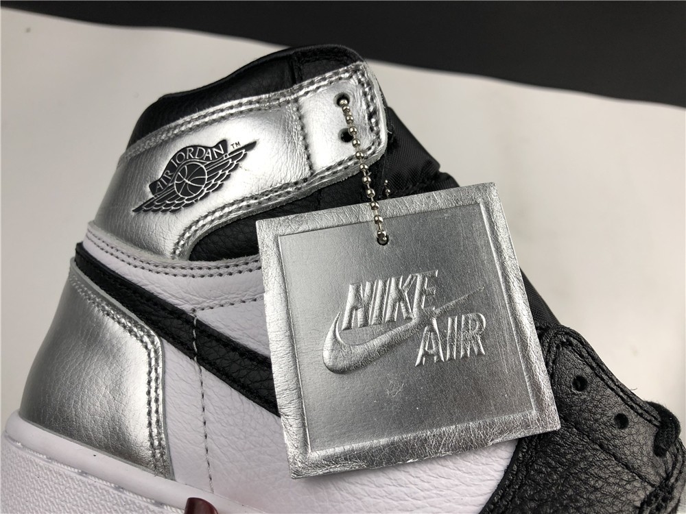 Air Jordan 1 High OG WMNS “Silver Toe” CD0461-001