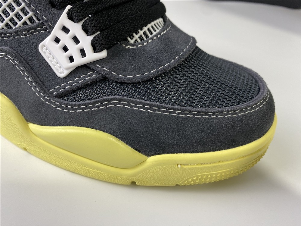 Air Jordan 4 Retro Union Off Noir - DC9533-001