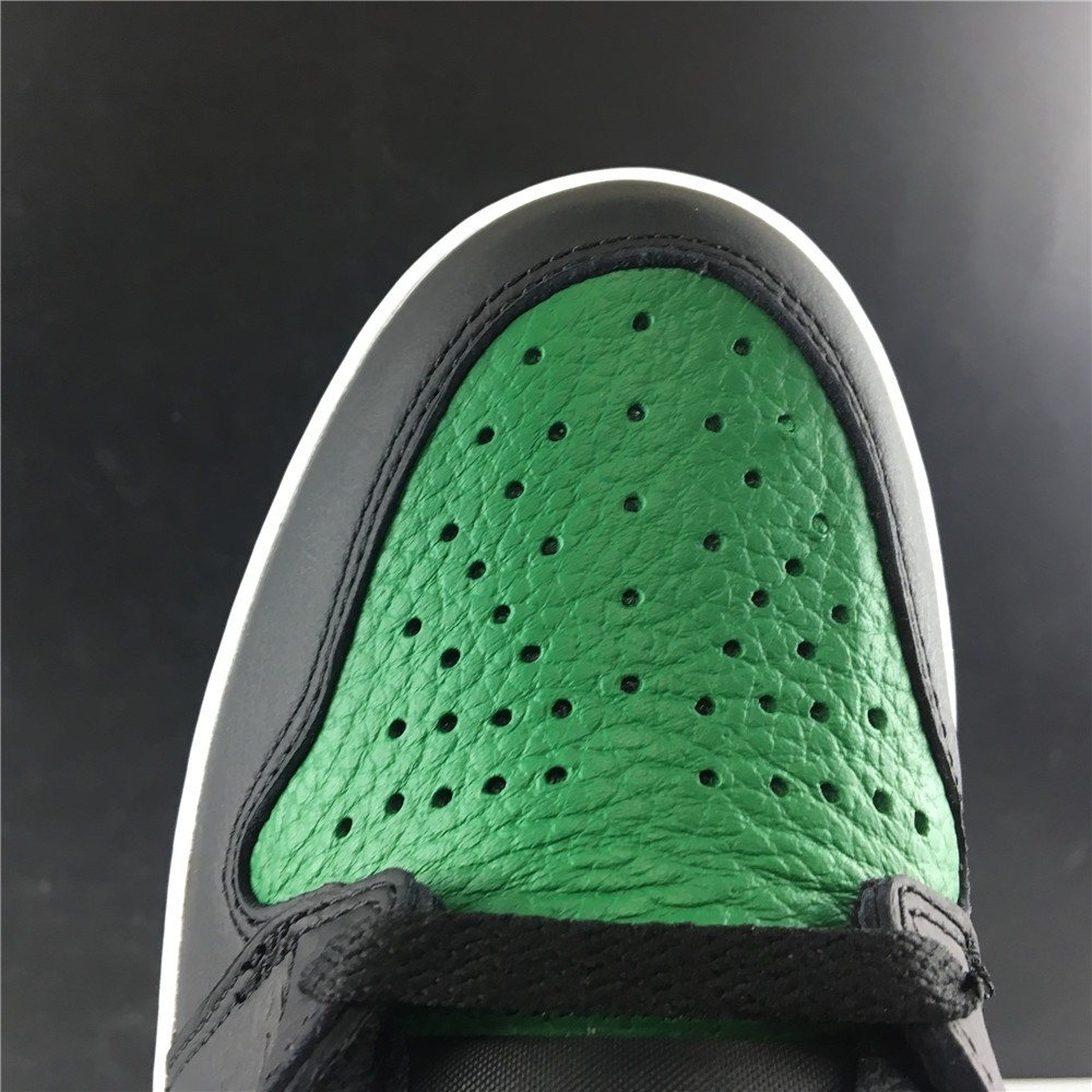 Air Jordan 1 Retro High OG “Pine Green” 555088-030