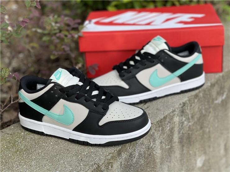 Nike Dunk Low Light Bone Tropical Twist - CW1590-003