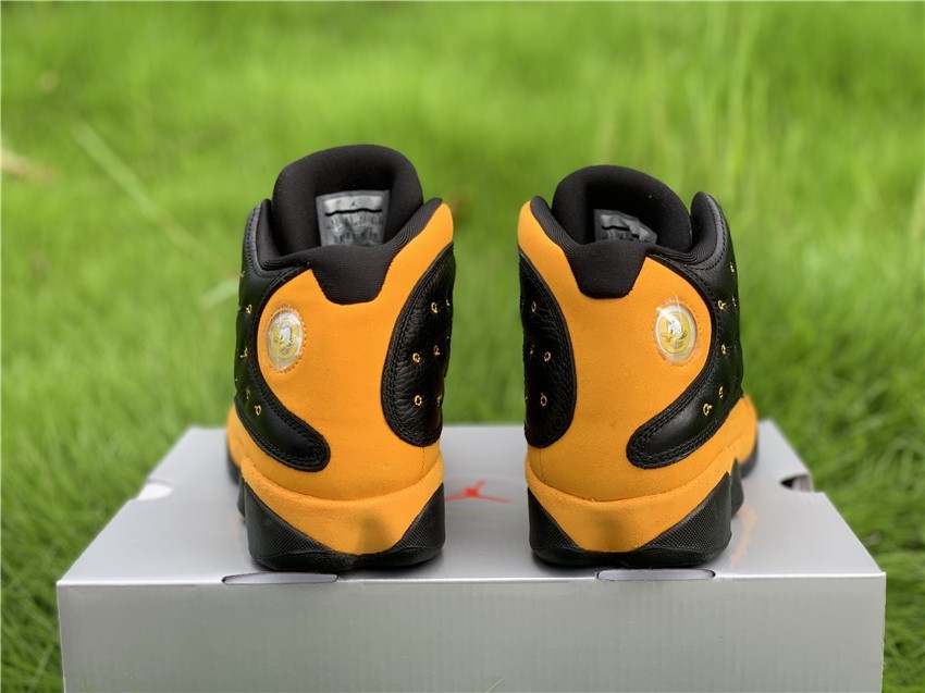 Air Jordan 13 Retro High AR4390-035