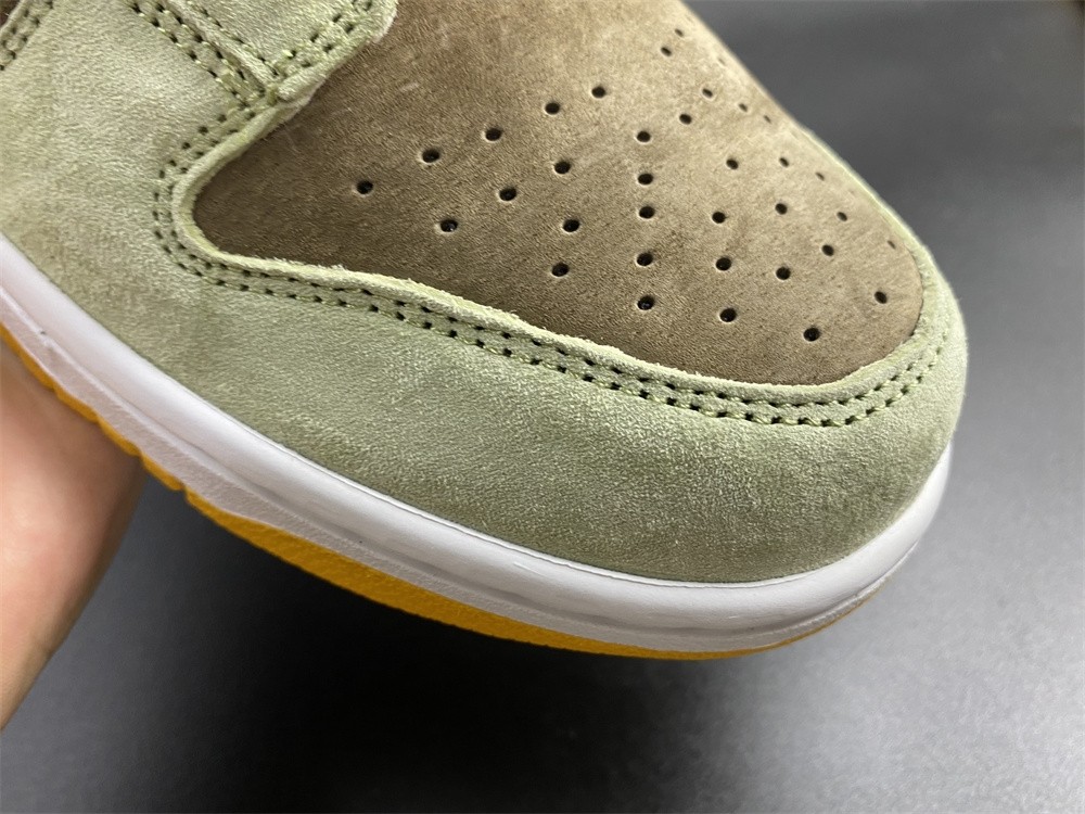 Dunk Low "Dusty Olive" DH5360-300
