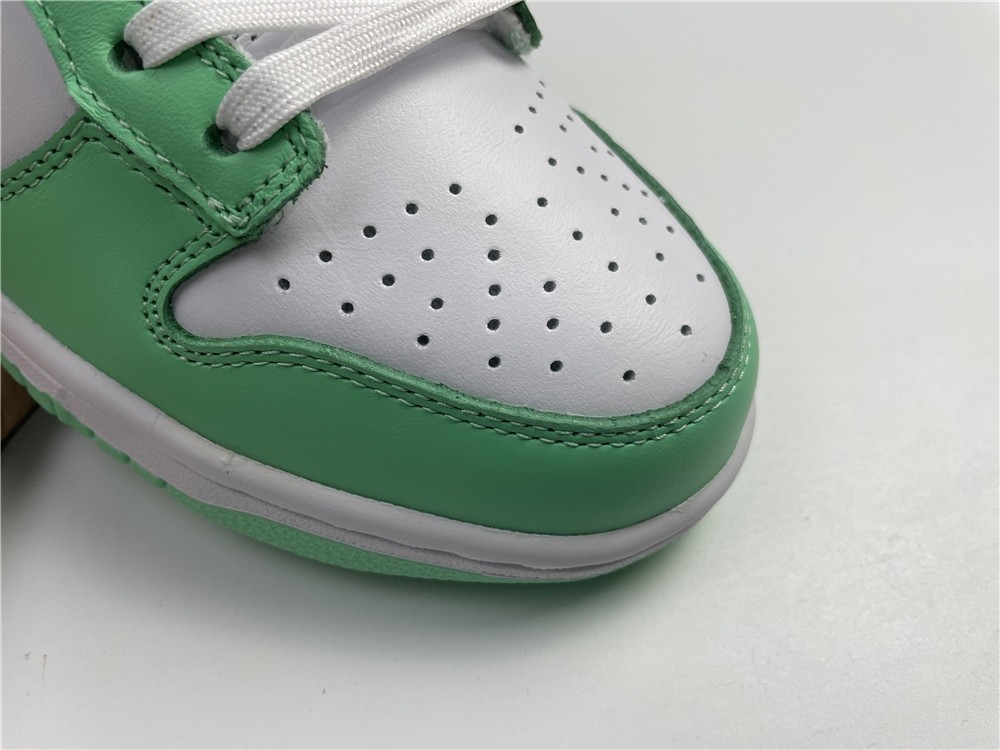 Nike Dunk Low “Green Glow” DD1503-105