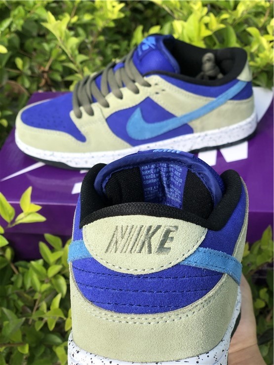 Nike SB Dunk Low “Celadon” BQ6817-301