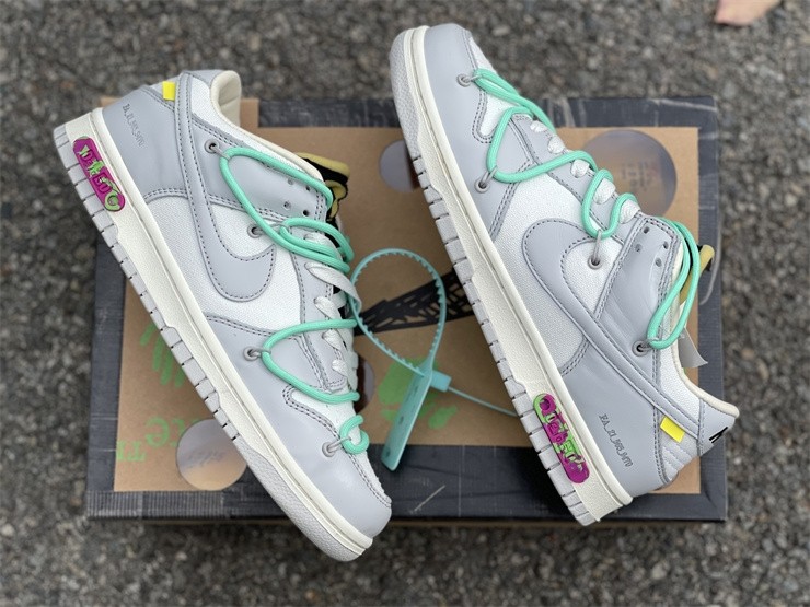 Off-White x Nike Dunk Low DM1602-114