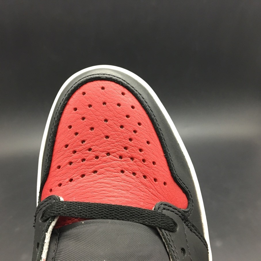 Air Jordan 1 Retro High OG Bred Toe 555088-610