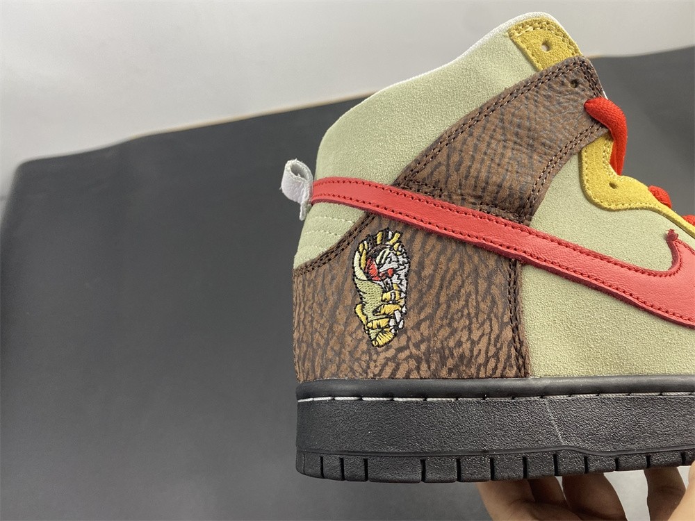 Nike SB Dunk High Kebab & Destroy CZ2205-700