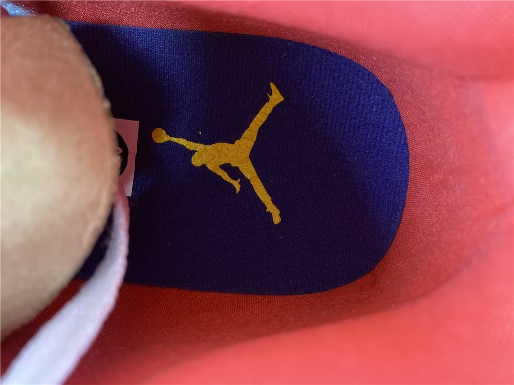 Air Jordan 1 MID AJ1 BQ6472-114