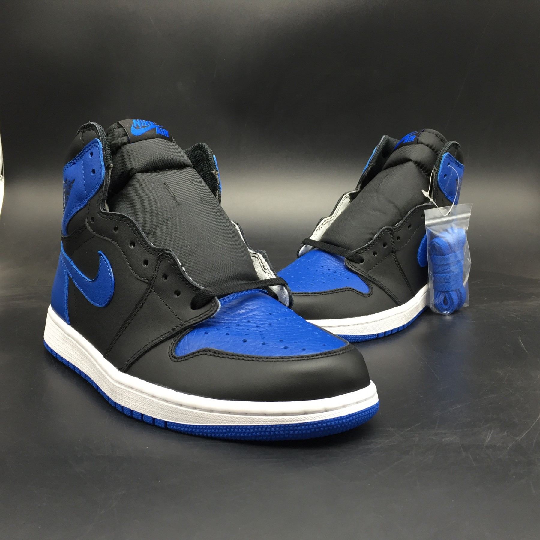 Air Jordan 1 Retro High OG 2017 Royal Blue 555088-007
