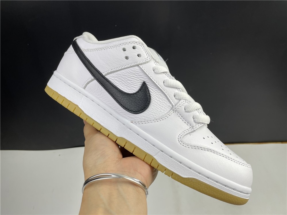Nike SB Dunk Low “Classic Green” CD2563-100