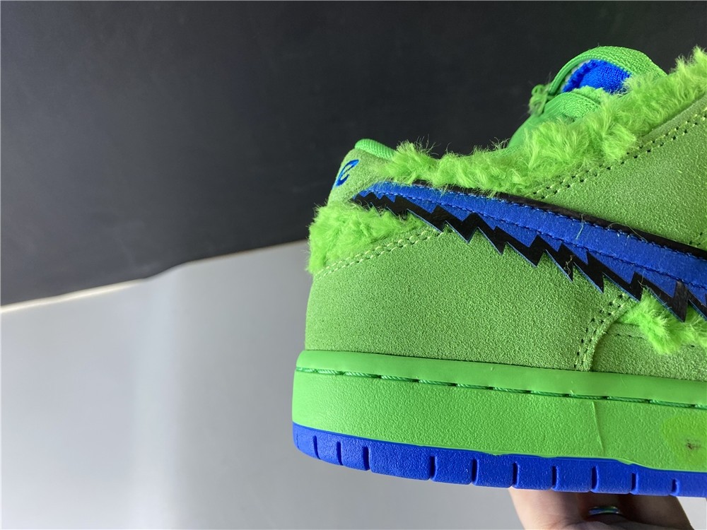 Dead x Nike SB Dunk Low“ Yellow Bear” CJ5378-300