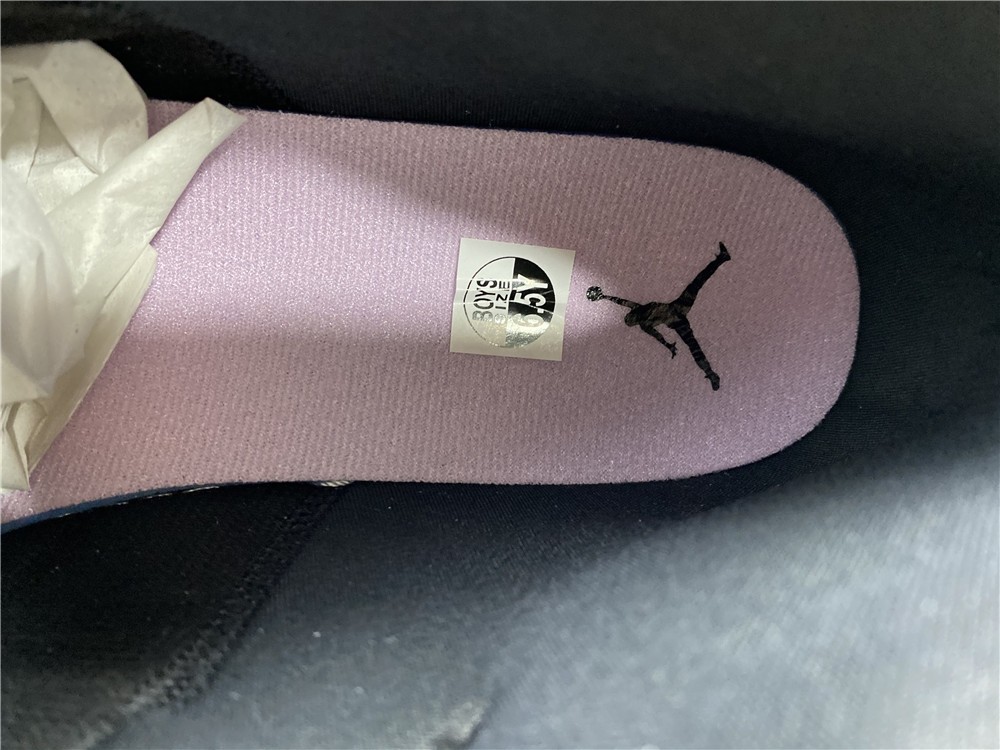 Air Jordan 1 MID 555112-103