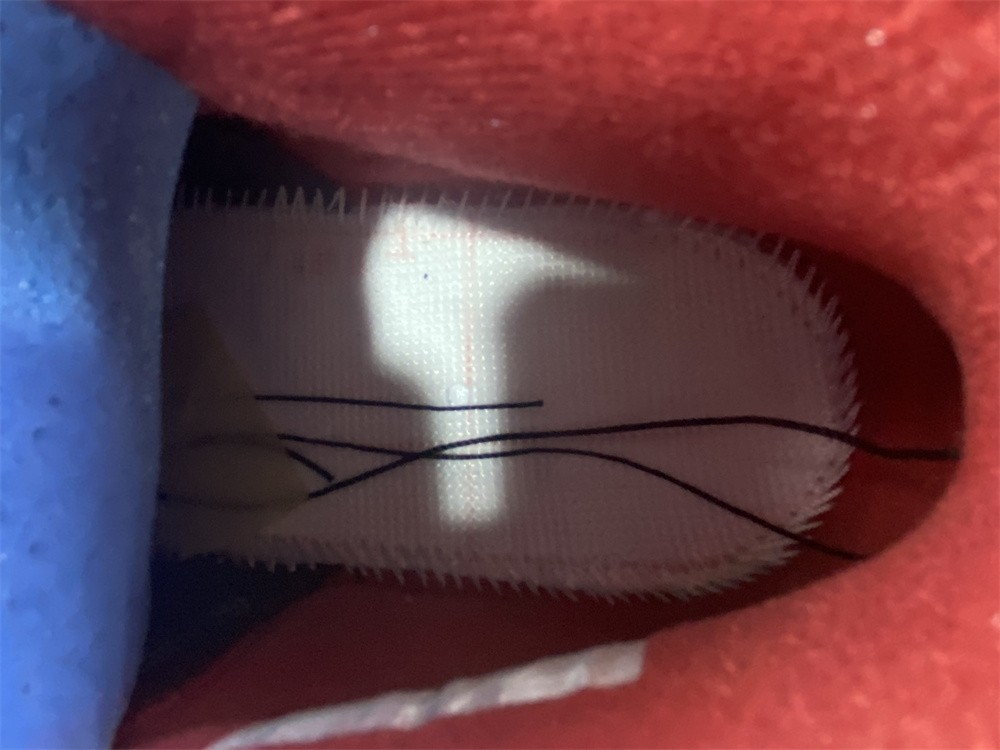 Travis Scott x Air Jordan 4 “Houston Oilers” University Blue 308497-406