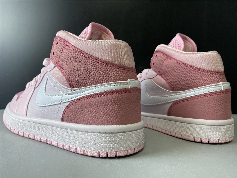 Air Jordan 1 Mid WMNS “Digital Pink” CW5379-600