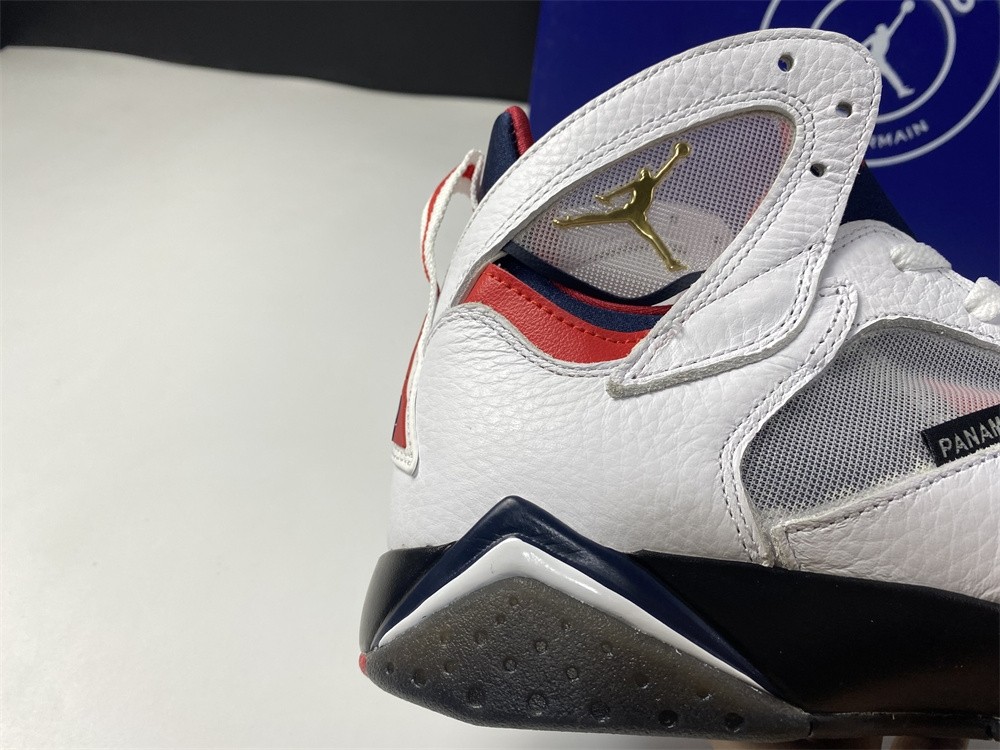Air Jordan 7