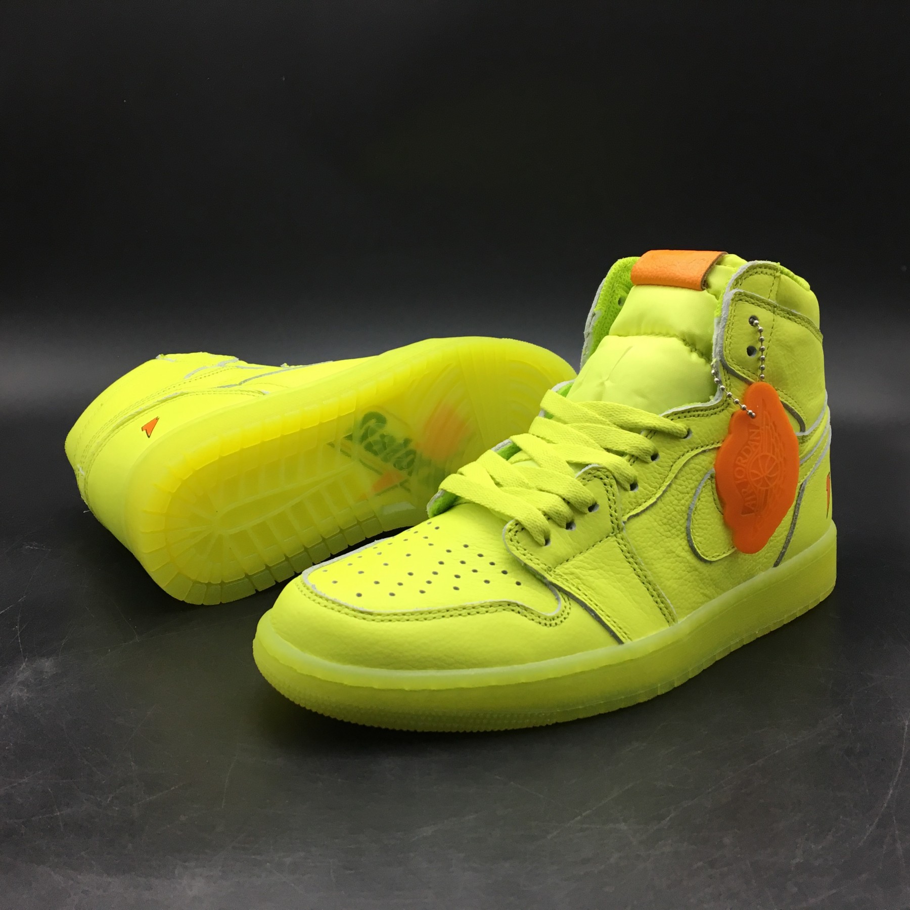 AIR JORDAN 1 RETRO HI “Gatorade”  Cyber mens AJ5997-345