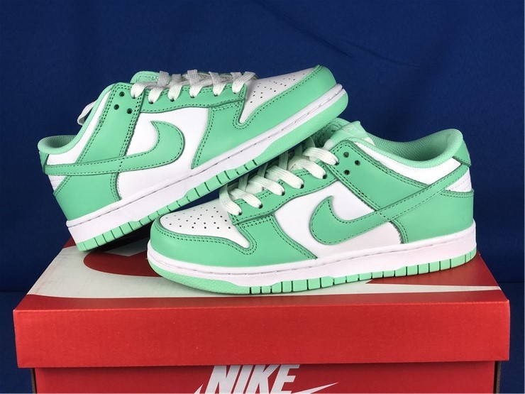 Nike Dunk Low “Green Glow” DD1503-105