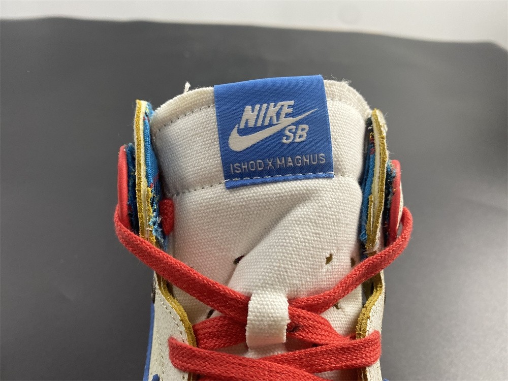 Ishod Wair x Magnus Walker x Nike SB Dunk High DH7683-100