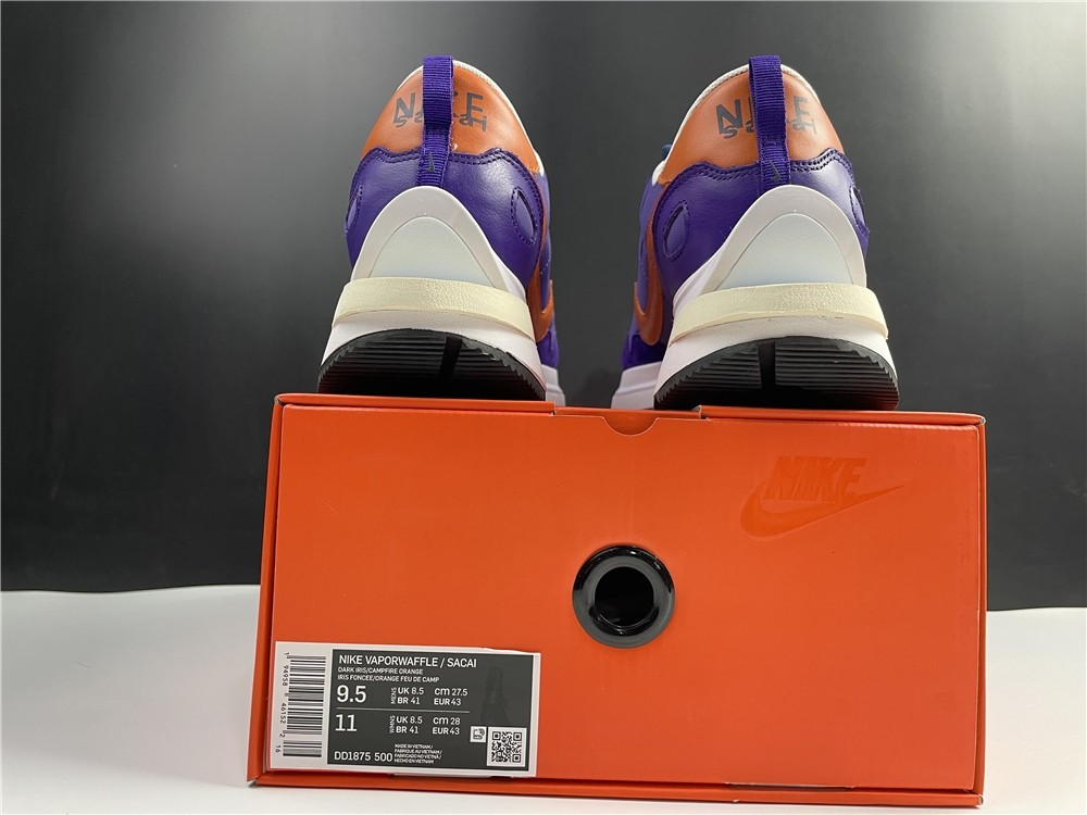 sacai x Nike VaporWaffle 3.0 P DD1875-500