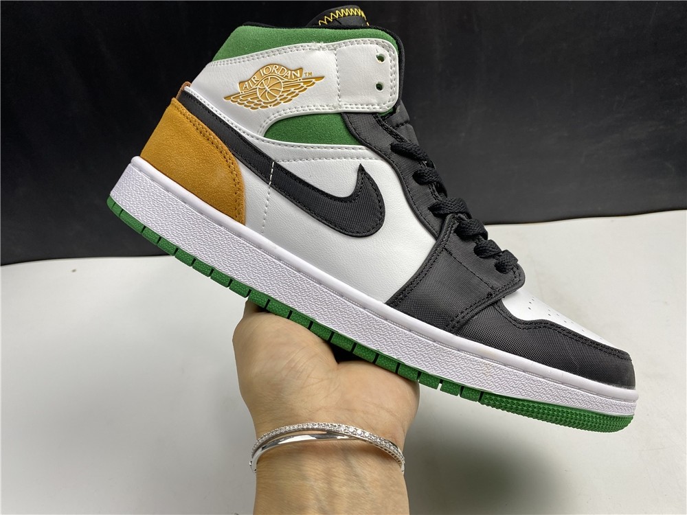Air Jordan 1 MID SE 852542-101