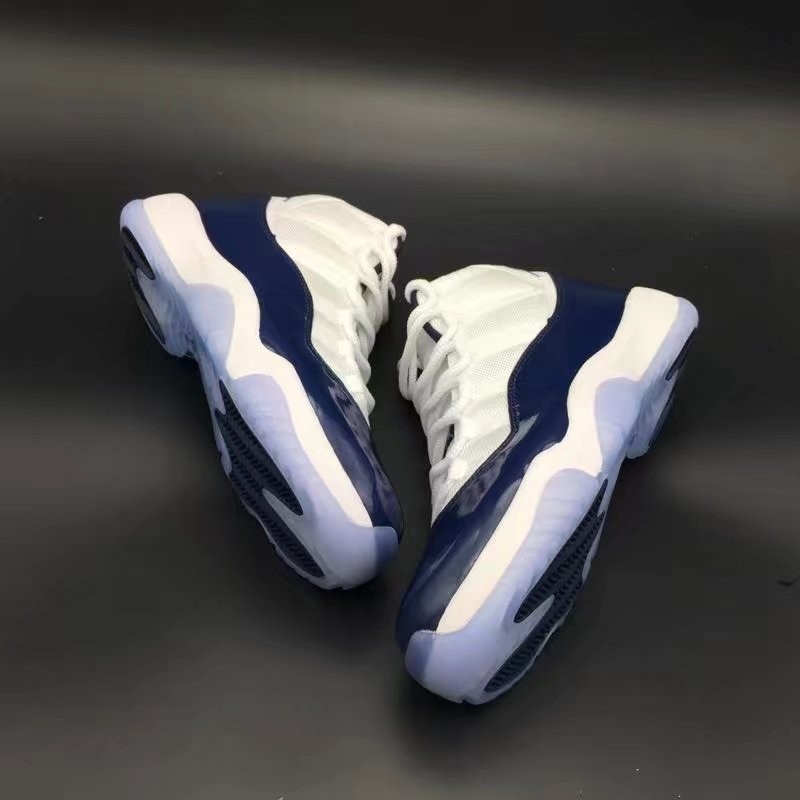 AIR JORDAN 11 RETRO "WIN LIKE