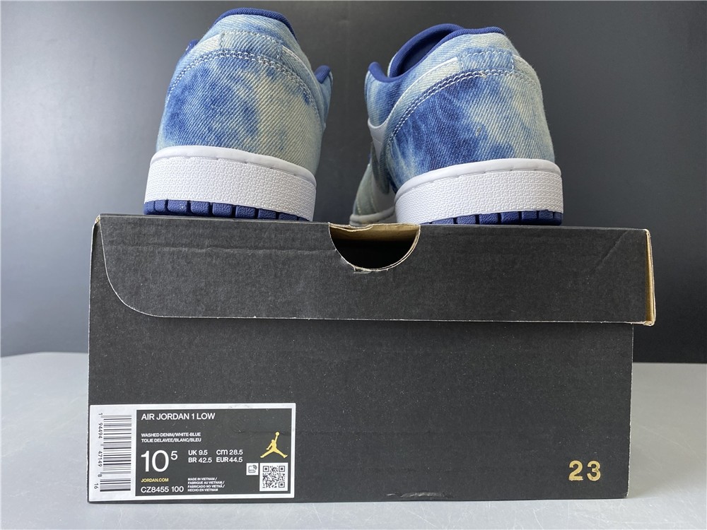 Air Jordan 1 Low CZ8455-100