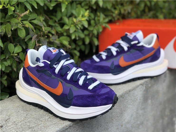 Sacai x Nike VaporWaffle DD1875-200