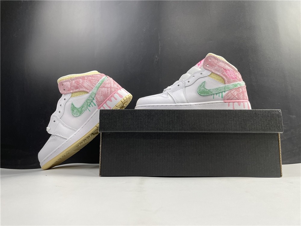 Air Jordan 1 Mid Paint Drip (GS) DD1666-100