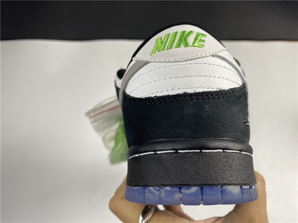 Nike SB Dunk Low Panda Pigeon BV1310-013