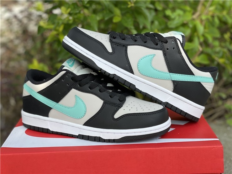 Nike Dunk Low Light Bone Tropical Twist - CW1590-003