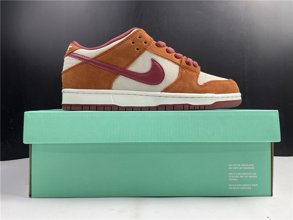 Nike SB Dunk Low Pro BQ6817-202
