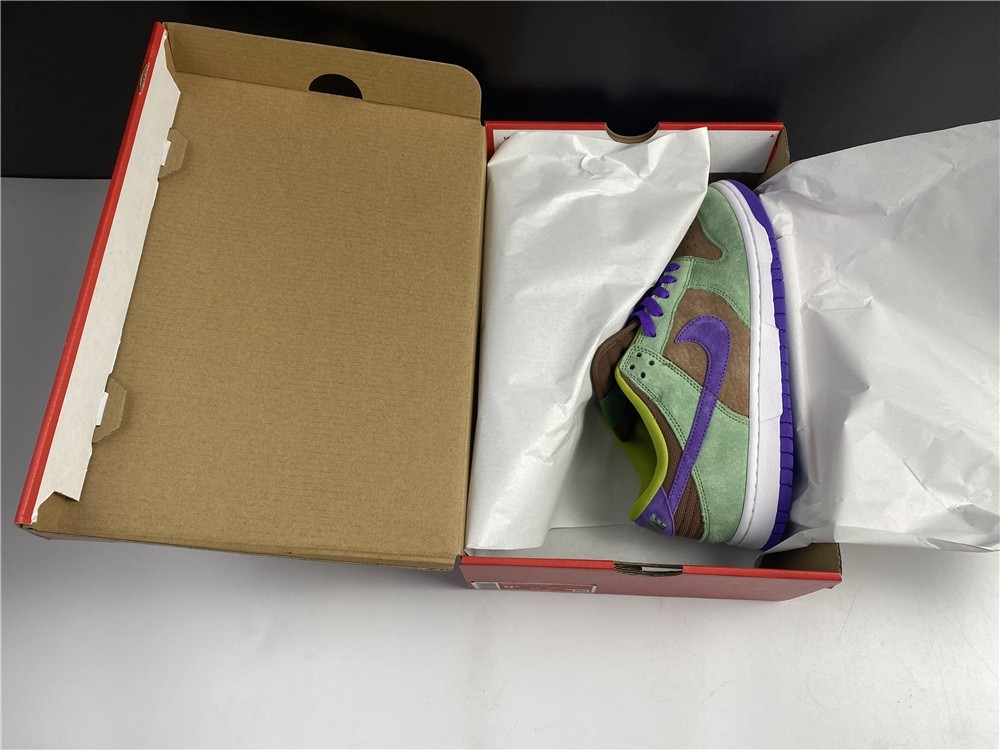 Nike SB Dunk Low SP “Veneer” DA1469-200