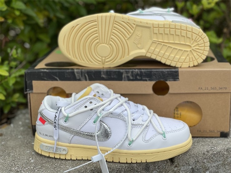 OFF-WHITE x Futura x Nike Dunk Low DM1602-127
