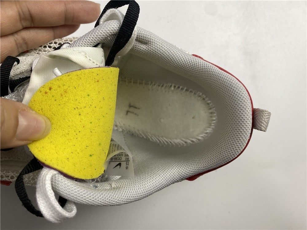 Sacai x Nike VaporWaffle 3.0 CV1363-100