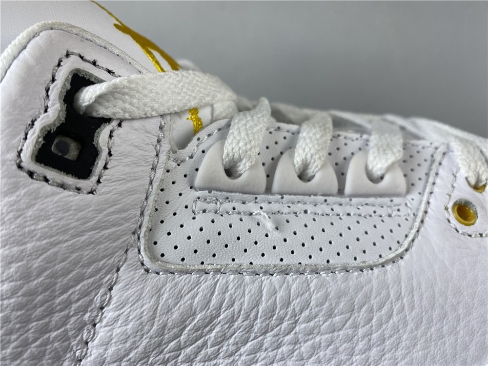 Air Jordan 3 WMNS “Laser Orange” CK9246-108
