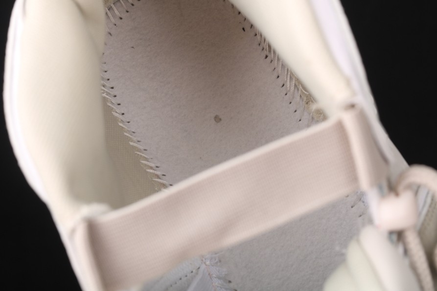 Nike Air More Uptempo “Light Bone” white 921948-001