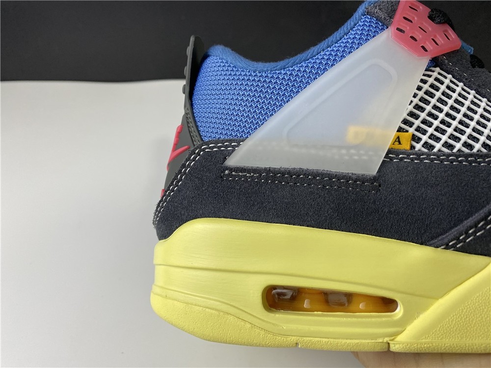 Air Jordan 4 Retro Union Off Noir - DC9533-001