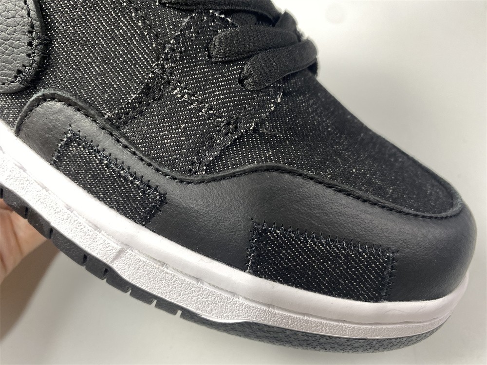 Wasted Youth x Nike Dunk SB Low “Black” DD8386-001
