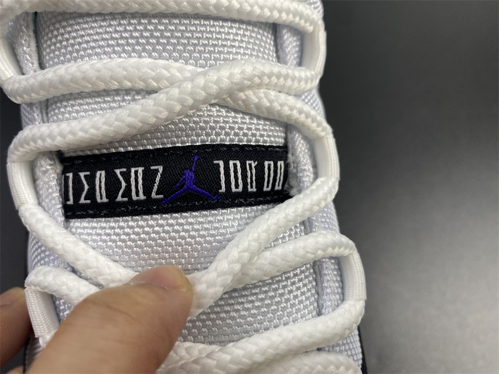 Air Jordan 11 Retro Concord 378037-100