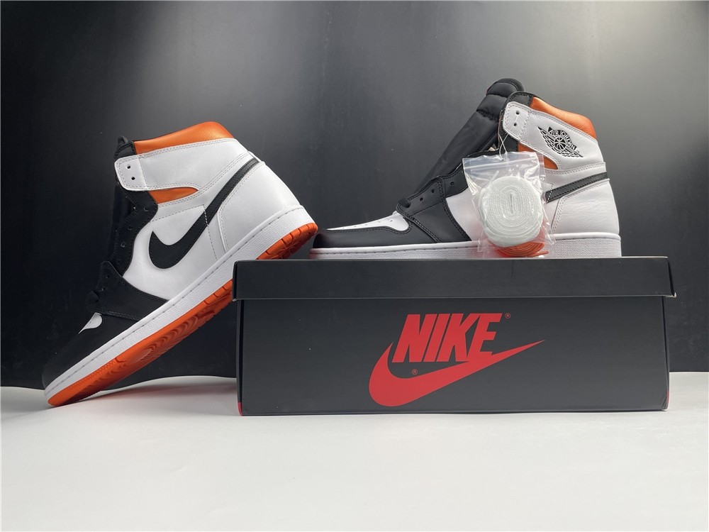 Air Jordan 1 High OG GS “Electro Orange” 555088-180