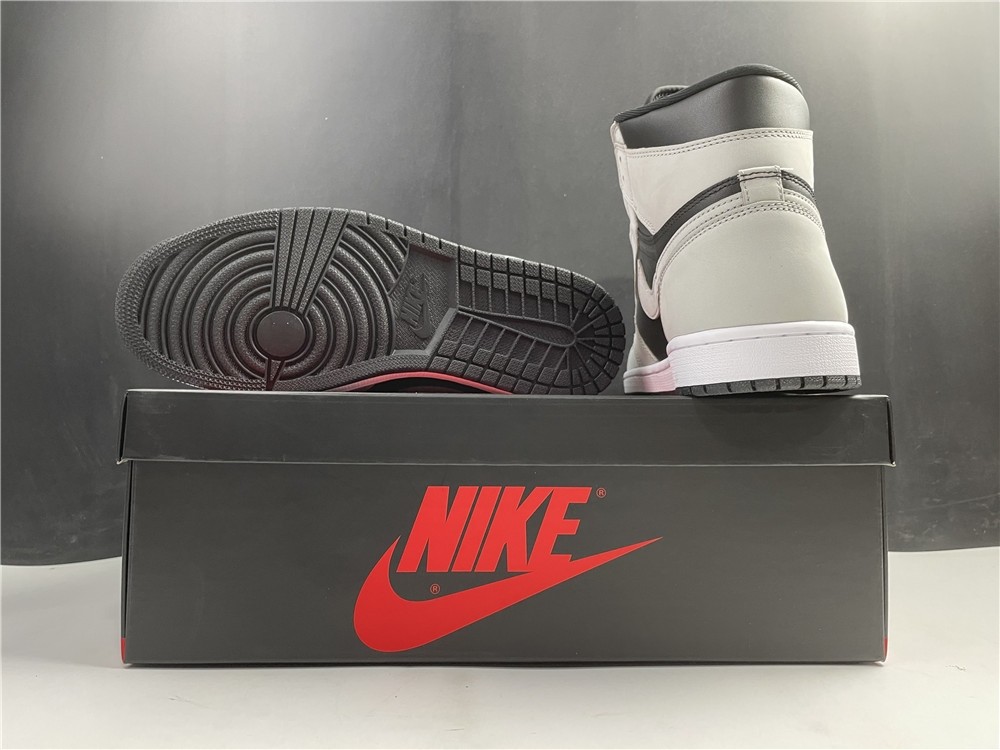 Air Jordan 1 High OG “Shadow 2.0” 555088-035 T